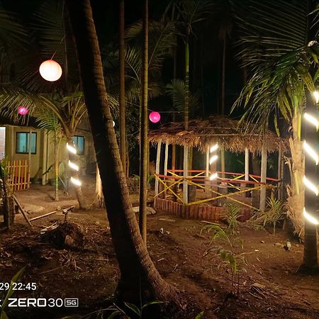 Coco Dreams Hotel Alībāg Exterior photo